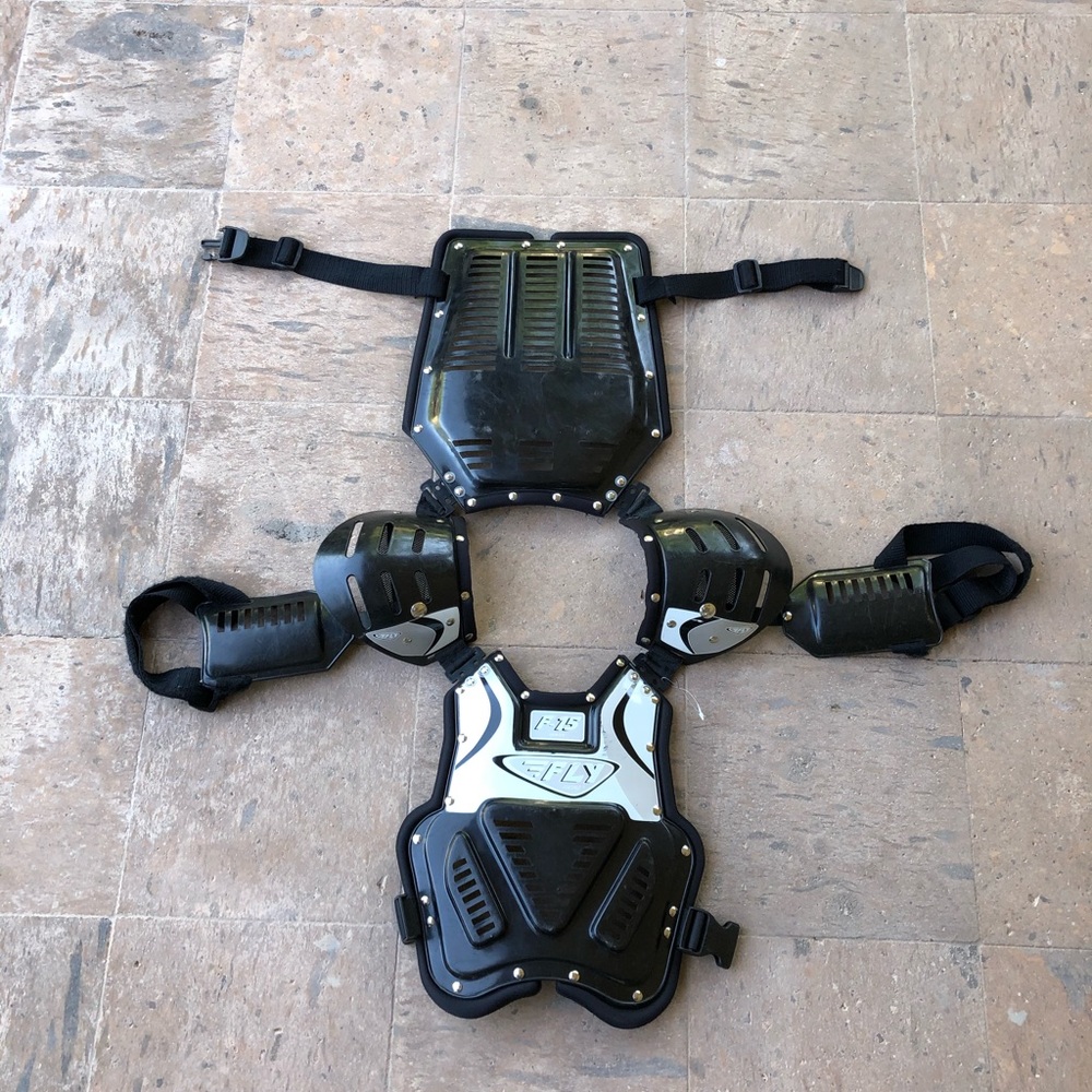 Fly Racing Chest Protector - Picture 10 of 16